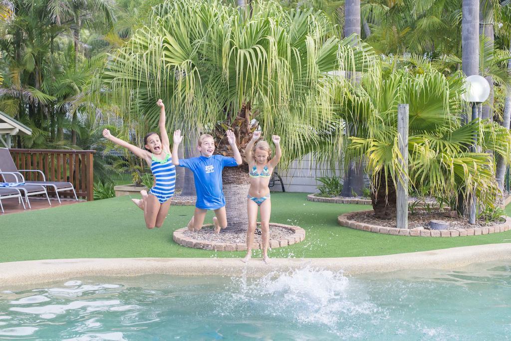 The Palms At Avoca Hotel อโวคาบีช ภายนอก รูปภาพ