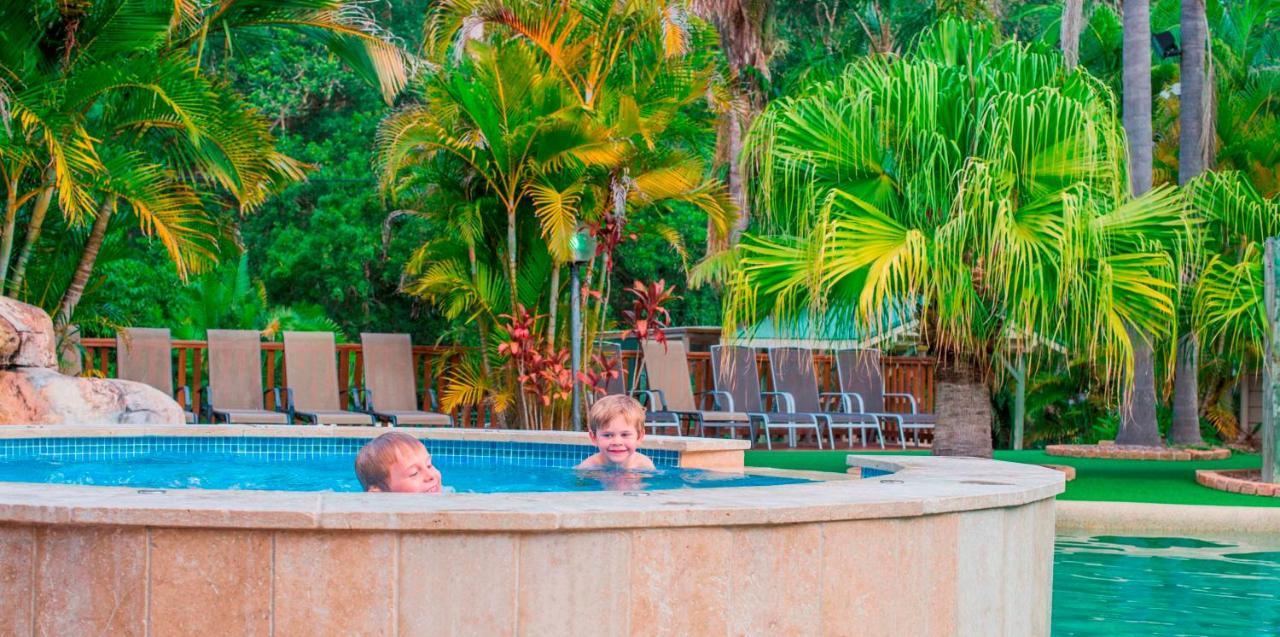 The Palms At Avoca Hotel อโวคาบีช ภายนอก รูปภาพ